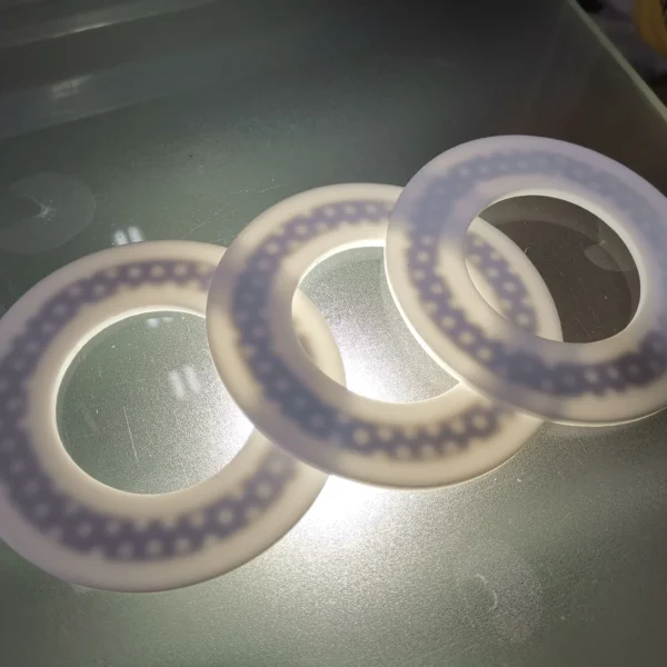 Прокладки из ПТФЭ с металлической сеткой